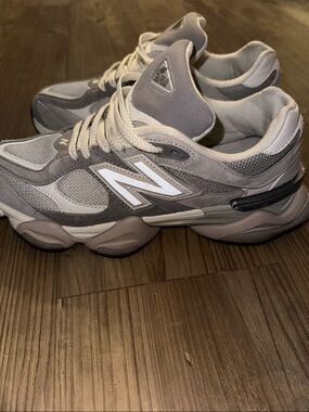 New Balance 9060 Sneaker in Grey and White with Taupe Accents Men 8.5